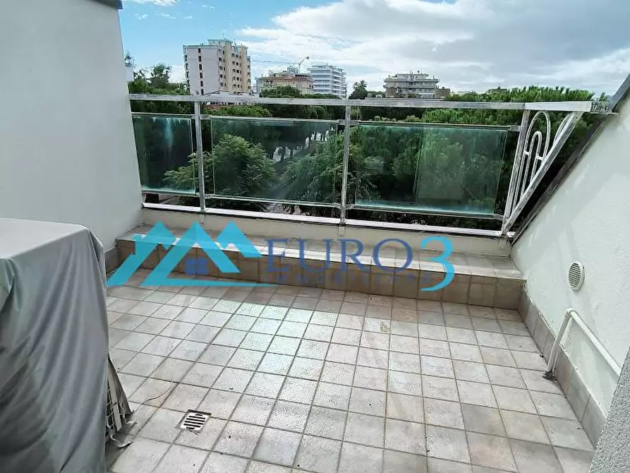 Immagine 2 di Appartamento in vendita  in VIA DEI MILLE a San Benedetto Del Tronto