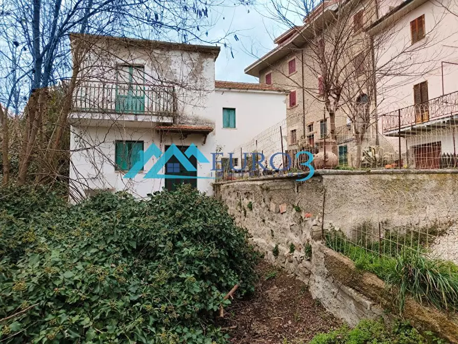 Immagine 2 di Casa indipendente in vendita  in FRAZIONE CAPODIPIANO a Venarotta
