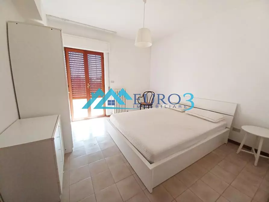 Immagine 8 di Appartamento in vendita  in VIA ALESSANDRIA a Folignano