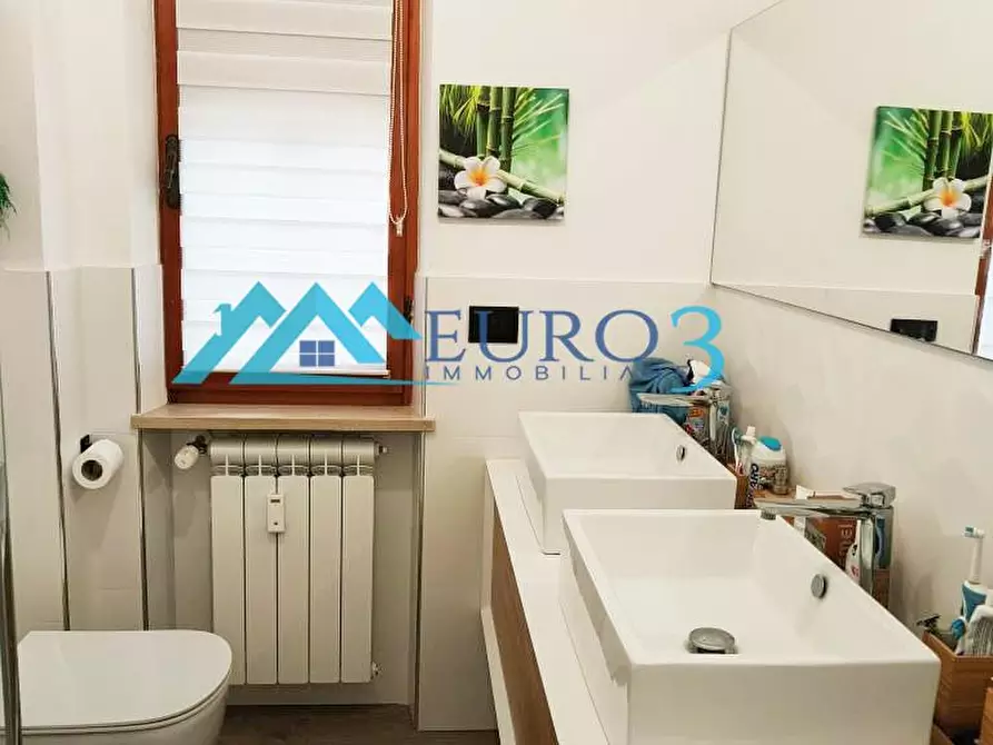 Immagine 16 di Appartamento in vendita  in VIA DEI SETTEMBRINI,1 a Ascoli Piceno