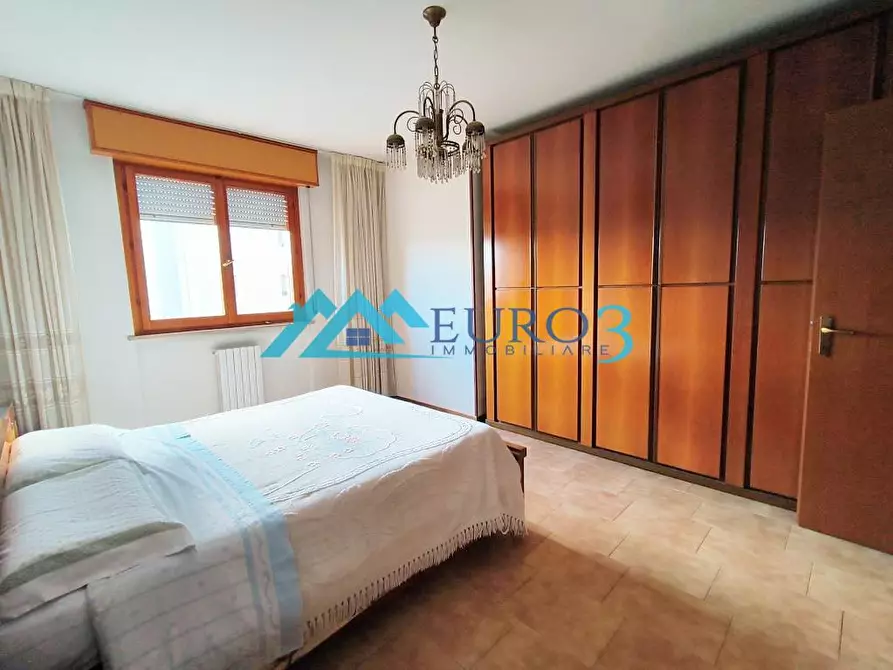 Immagine 9 di Appartamento in vendita  in VIALE DEI PLATANI,40 a Ascoli Piceno