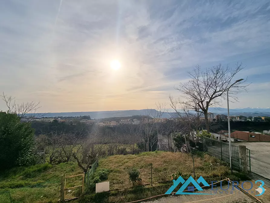 Immagine 4 di Porzione di casa in vendita  a Montefiore Dell'aso