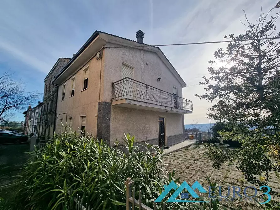 Immagine 11 di Porzione di casa in vendita  a Montefiore Dell'aso