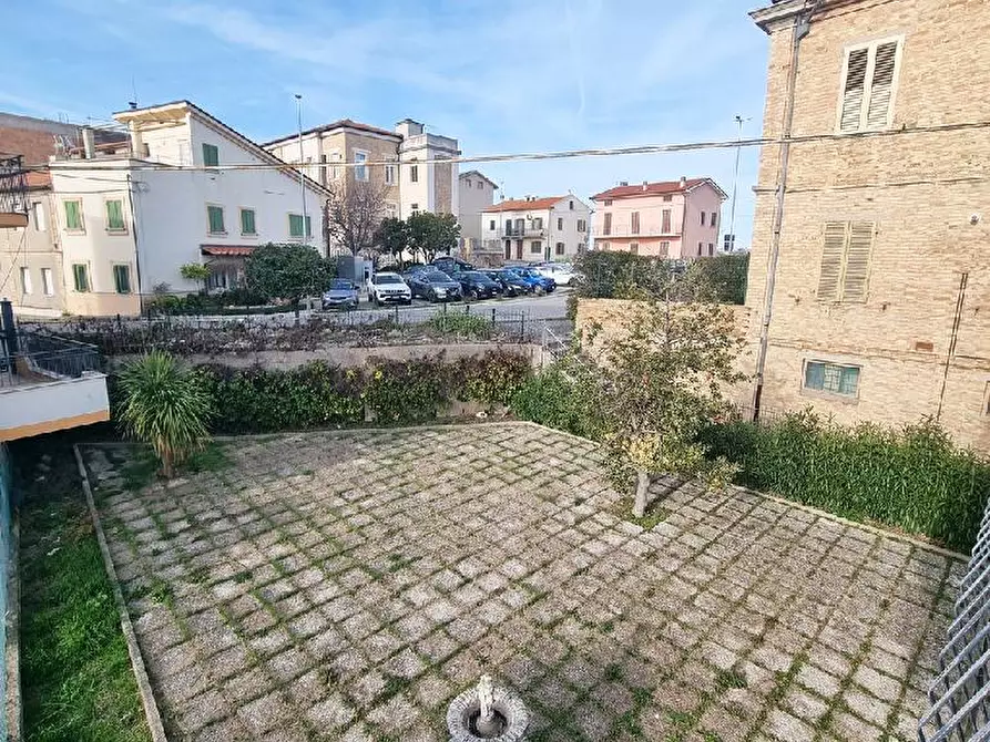 Immagine 13 di Porzione di casa in vendita  a Montefiore Dell'aso