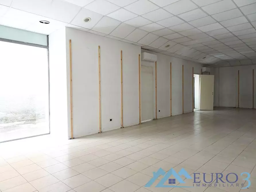 Immagine 3 di Locale commerciale in affitto  in CORSO MAZZINI, 117 a Ascoli Piceno
