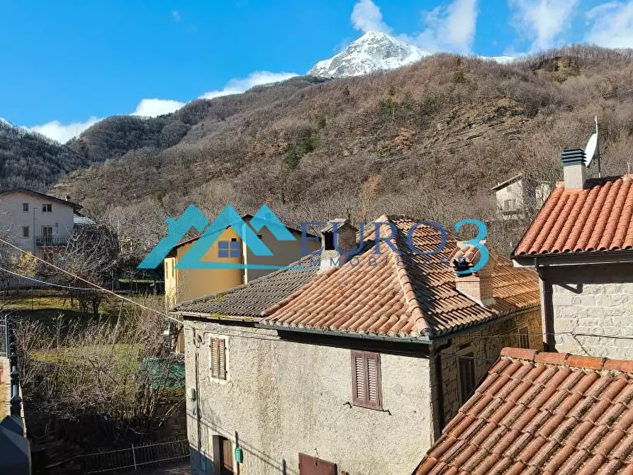 Immagine 4 di Terratetto in vendita  in FRAZIONE MIGLIARELLI a Montegallo