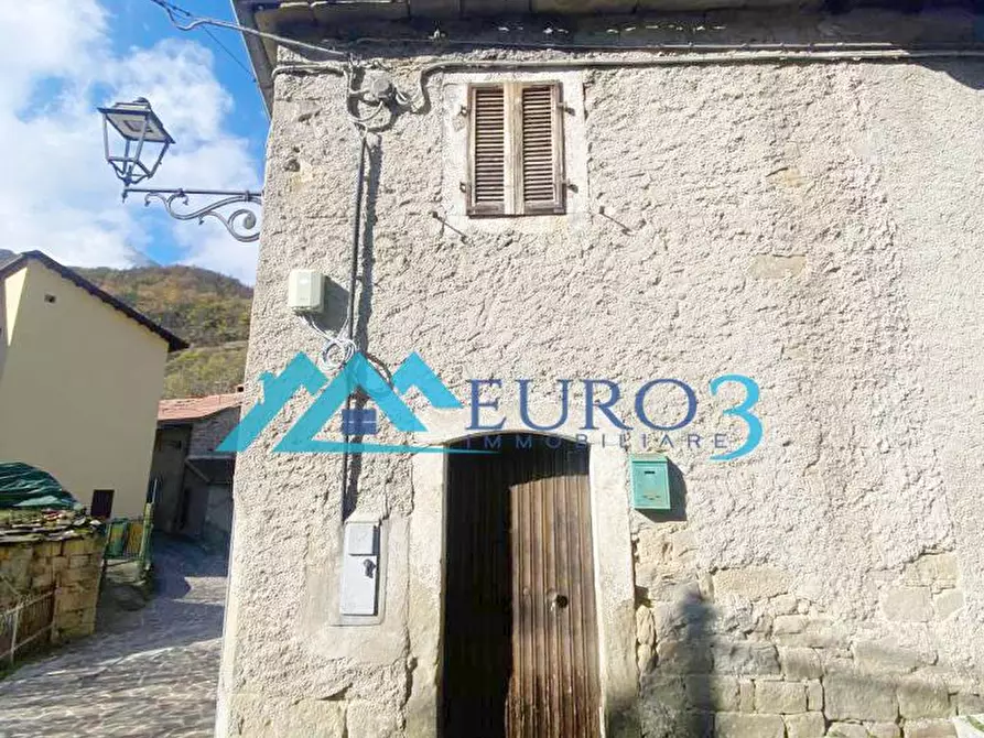 Immagine 5 di Terratetto in vendita  in FRAZIONE MIGLIARELLI a Montegallo