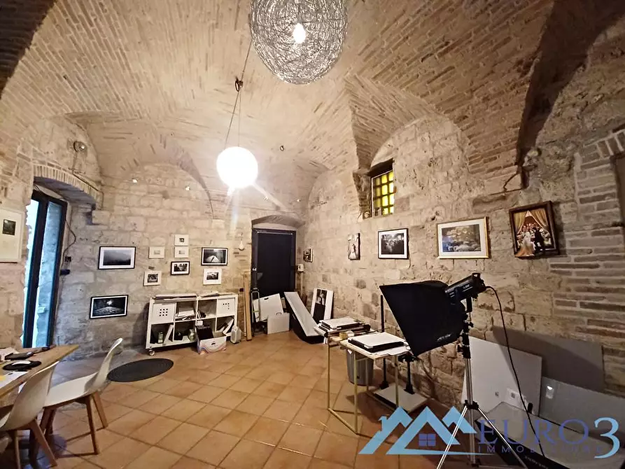 Immagine 3 di Locale commerciale in affitto  in VIA DELLE TORRI a Ascoli Piceno
