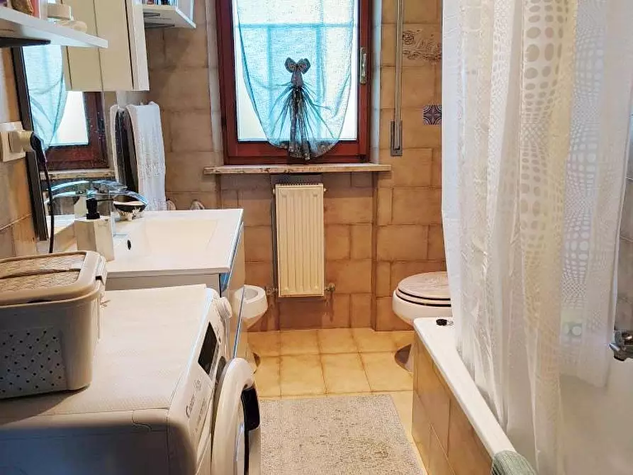 Immagine 4 di Appartamento in vendita  in VIA ASSISI 20 a Folignano