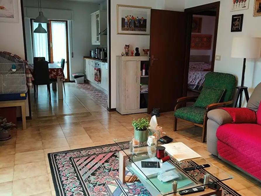 Immagine 9 di Appartamento in vendita  in VIA ASSISI 20 a Folignano