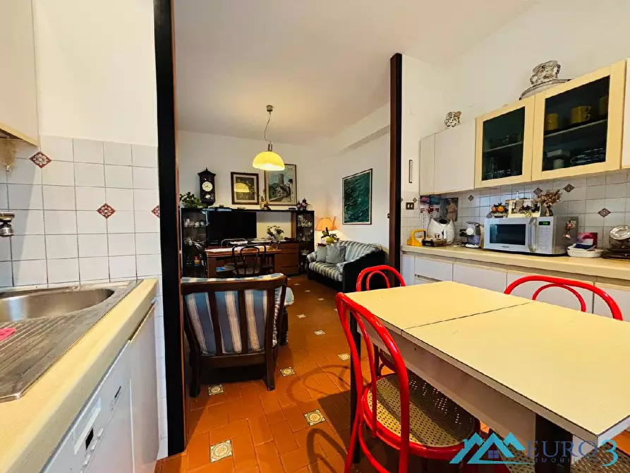 Immagine 16 di Villa in vendita  in VIA NAPOLI  a Ascoli Piceno