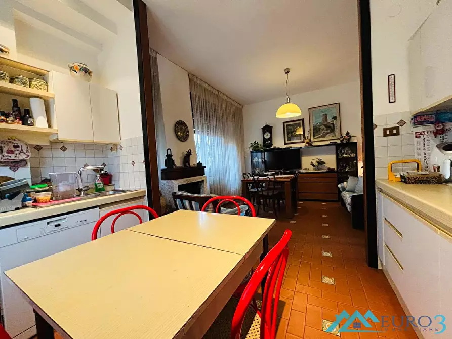 Immagine 17 di Villa in vendita  in VIA NAPOLI  a Ascoli Piceno