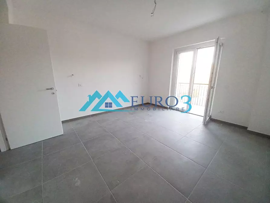 Immagine 14 di Appartamento in affitto  in VIA GIACOMO LEOPARDI a Roccafluvione