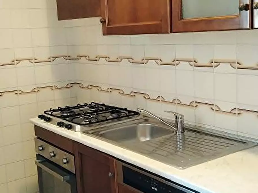 Immagine 10 di Appartamento in affitto  in LARGO DEI TIGLI a Ascoli Piceno