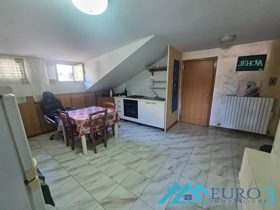 Immagine 5 di Appartamento in vendita  a Castorano