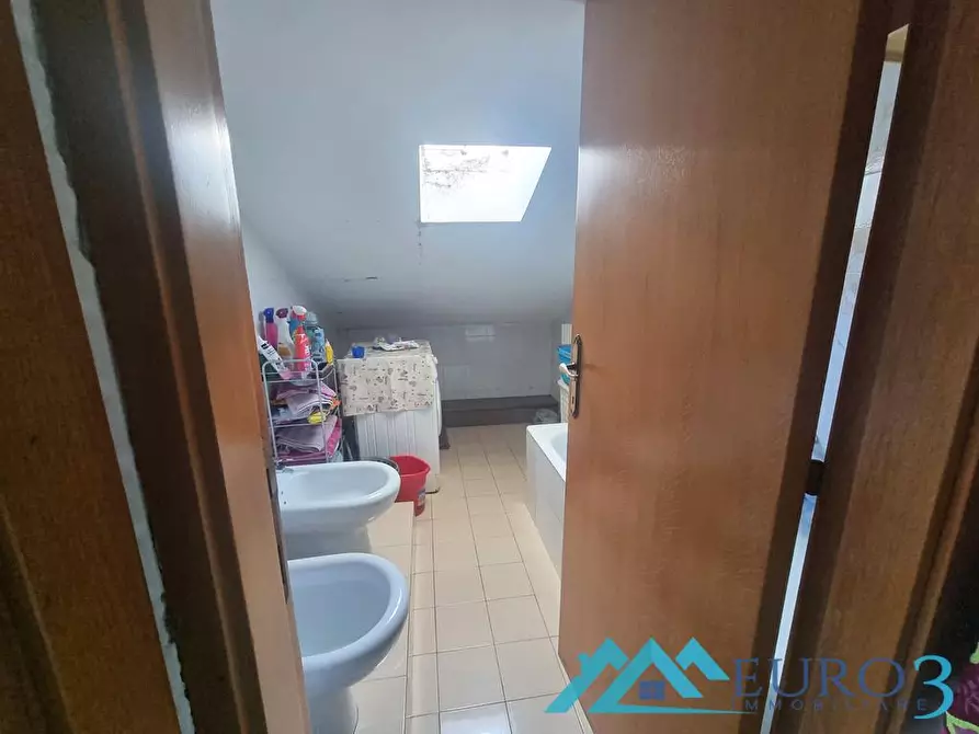 Immagine 9 di Appartamento in vendita  a Castorano