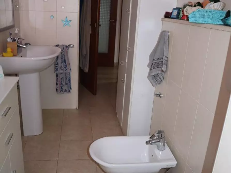 Immagine 3 di Appartamento in vendita  in VIA OSIMO N.6 a Ascoli Piceno