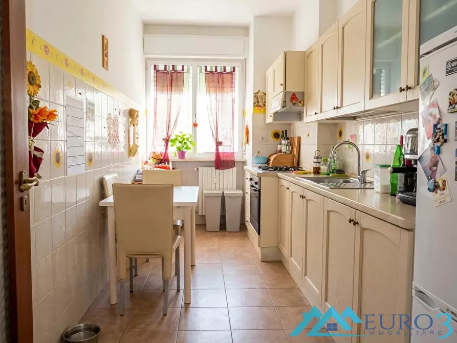 Immagine 7 di Appartamento in vendita  in VIA OSIMO N.6 a Ascoli Piceno