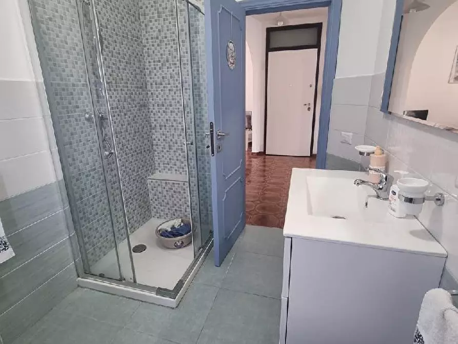 Immagine 3 di Appartamento in vendita  in VIA VOLTA ATTORNI a San Benedetto Del Tronto