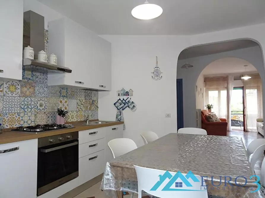Immagine 8 di Appartamento in vendita  in VIA VOLTA ATTORNI a San Benedetto Del Tronto