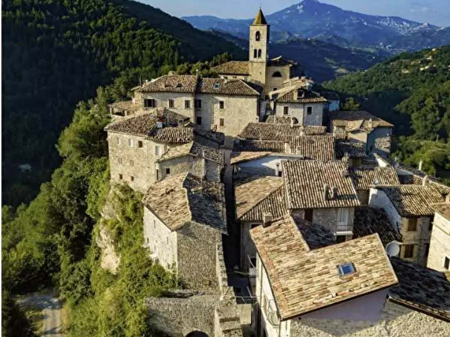 Immagine 18 di Rustico / casale in vendita  in FRAZIONE CASTEL TROSINO N. 9  a Ascoli Piceno
