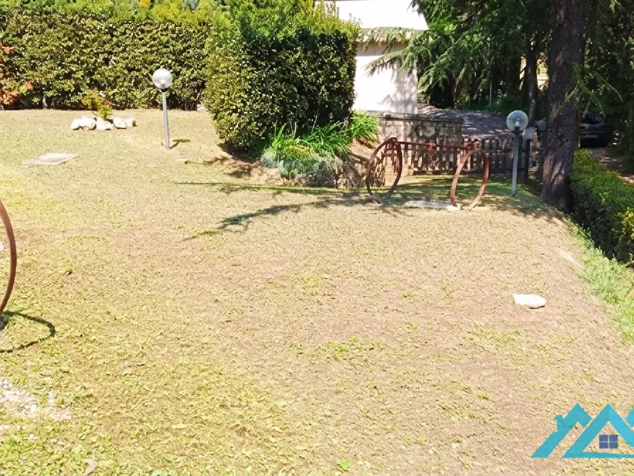 Immagine 27 di Rustico / casale in vendita  in FRAZIONE CASTEL TROSINO N. 9  a Ascoli Piceno