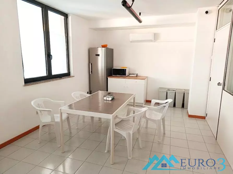 Immagine 2 di Ufficio in affitto  in VIALE ALCIDE DE GASPERI N.69 a Monteprandone