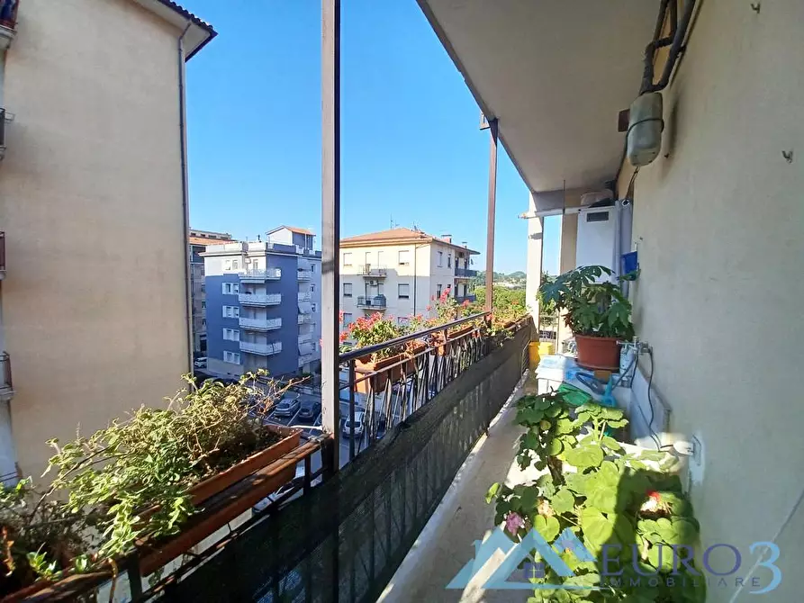 Immagine 10 di Appartamento in vendita  in VIA FABRIANO a Ascoli Piceno