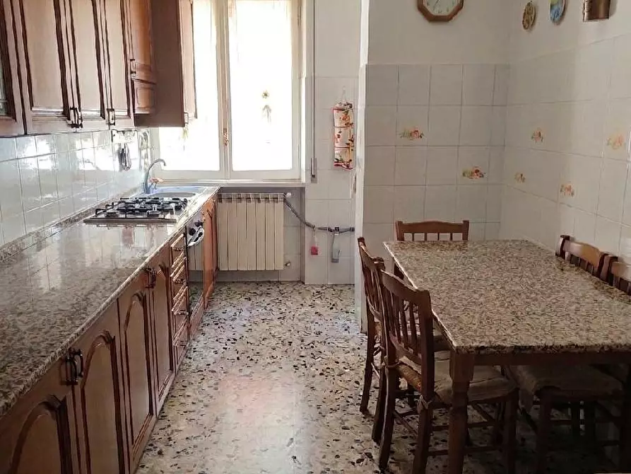 Immagine 11 di Appartamento in vendita  in VIA LORETO a Ascoli Piceno