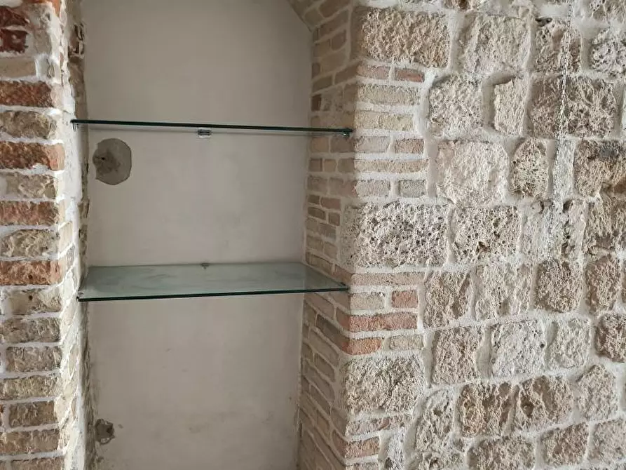 Immagine 4 di Locale commerciale in affitto  in CORSO GIUSEPPE MAZZINI a Ascoli Piceno