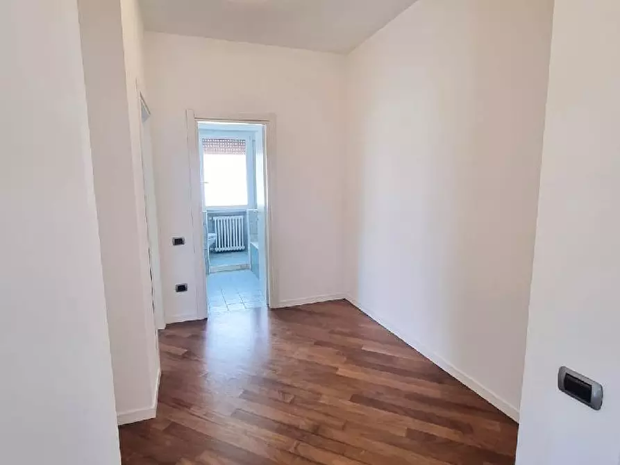 Immagine 12 di Appartamento in vendita  in VIA PIEMONTE a San Benedetto Del Tronto