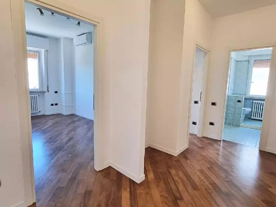 Immagine 13 di Appartamento in vendita  in VIA PIEMONTE a San Benedetto Del Tronto