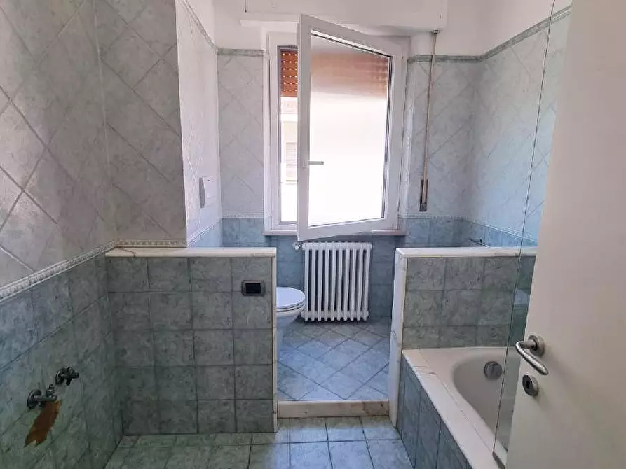 Immagine 15 di Appartamento in vendita  in VIA PIEMONTE a San Benedetto Del Tronto