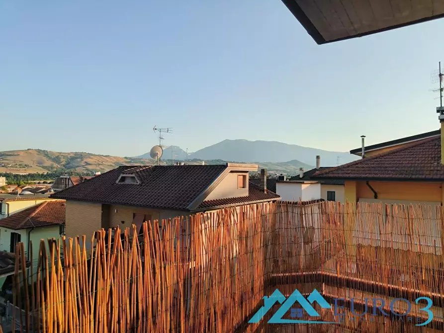 Immagine 3 di Appartamento in vendita  in VIA NINO BIXIO 28 a Castel Di Lama
