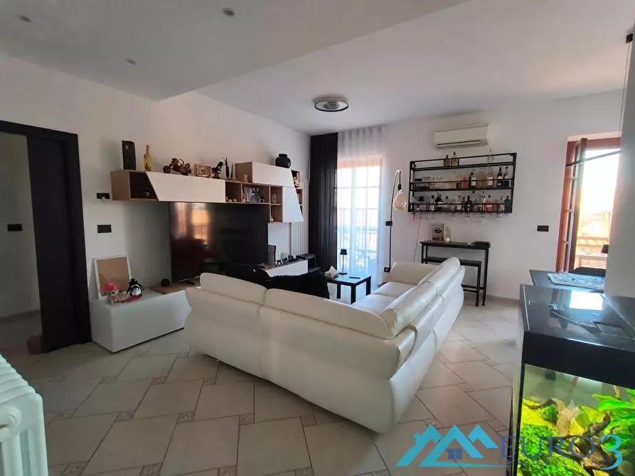 Immagine 15 di Appartamento in vendita  in VIA NINO BIXIO 28 a Castel Di Lama