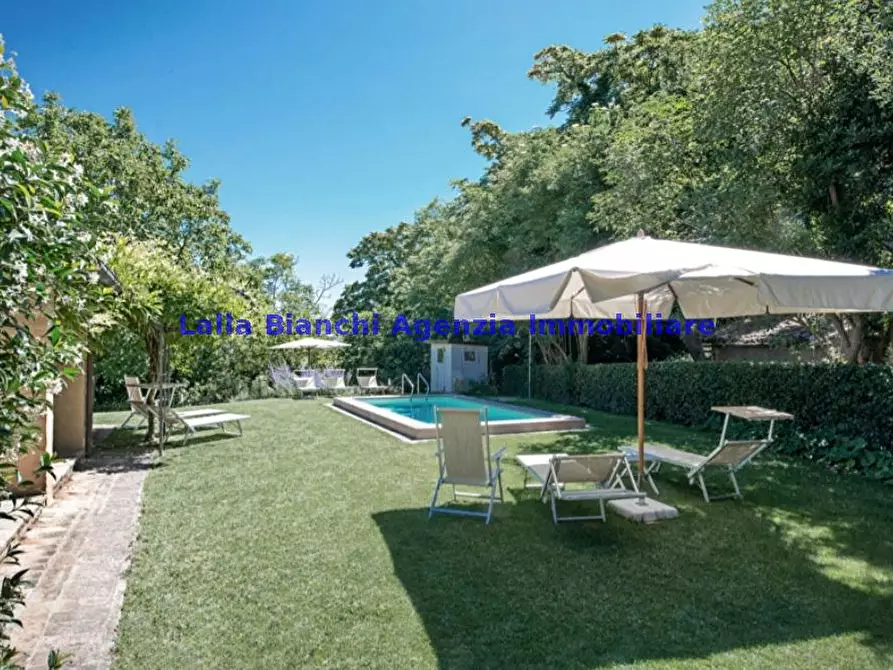 Immagine 2 di Rustico / casale in vendita  in STRADA DI SAN DONATO, 50 a Pesaro