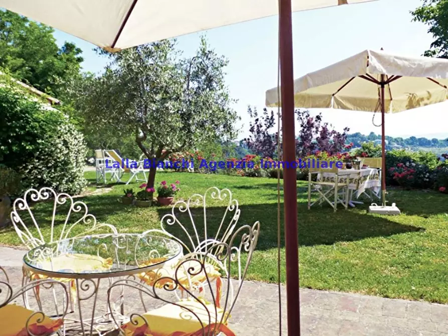 Immagine 3 di Rustico / casale in vendita  in STRADA DI SAN DONATO, 50 a Pesaro