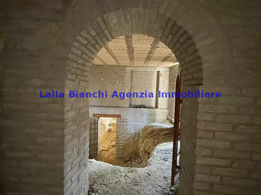 Immagine 24 di Rustico / casale in vendita  in STRADA FERRIERA  a Pesaro