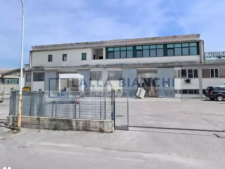 Immagine 1 di Capannone industriale in affitto  in VIA MARCHE a Pesaro