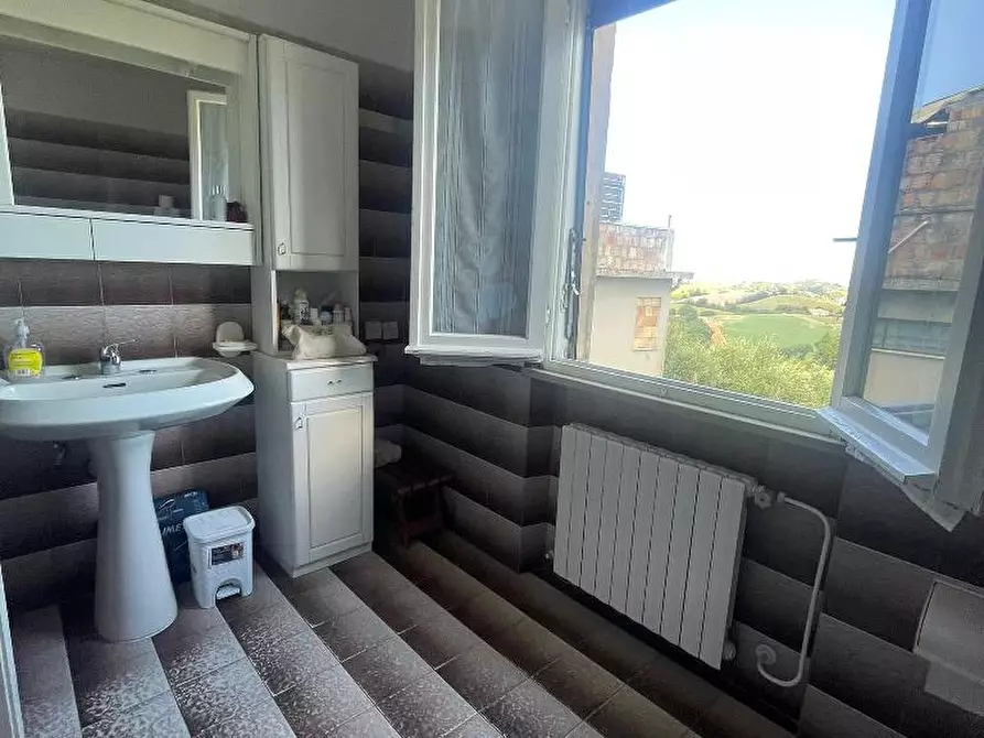 Immagine 2 di Villetta a schiera in vendita  in VIA GIUSEPPE PIERGIOVANNI a Pesaro