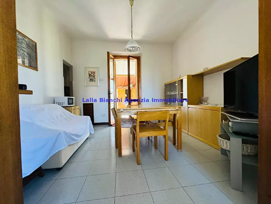 Immagine 9 di Appartamento in vendita  in STRADA VALLE DEI CASTAGNI  a Pesaro