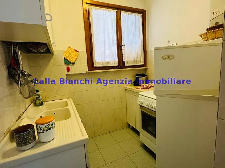 Immagine 11 di Appartamento in vendita  in STRADA VALLE DEI CASTAGNI  a Pesaro