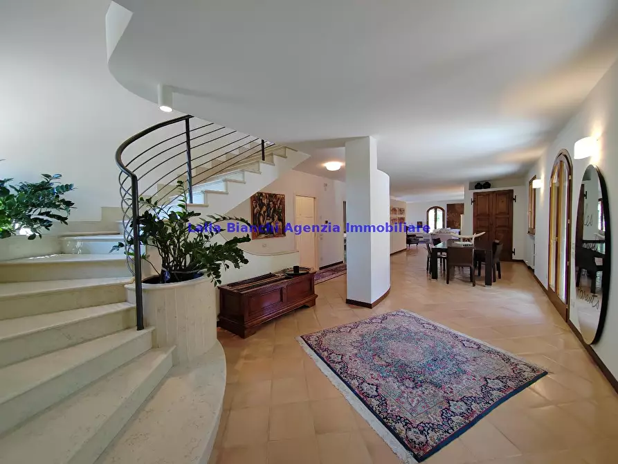 Immagine 22 di Villa in vendita  in STRADA MADONNA DEI MAZZA a Pesaro