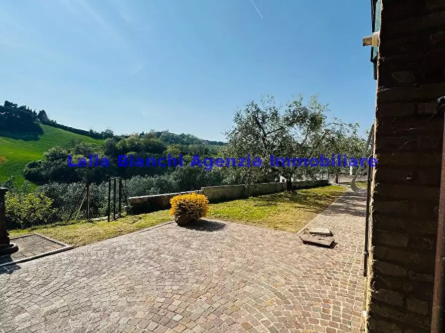 Immagine 8 di Rustico / casale in vendita  in STRADA SANT'ANDREA IN VILLIS a Pesaro