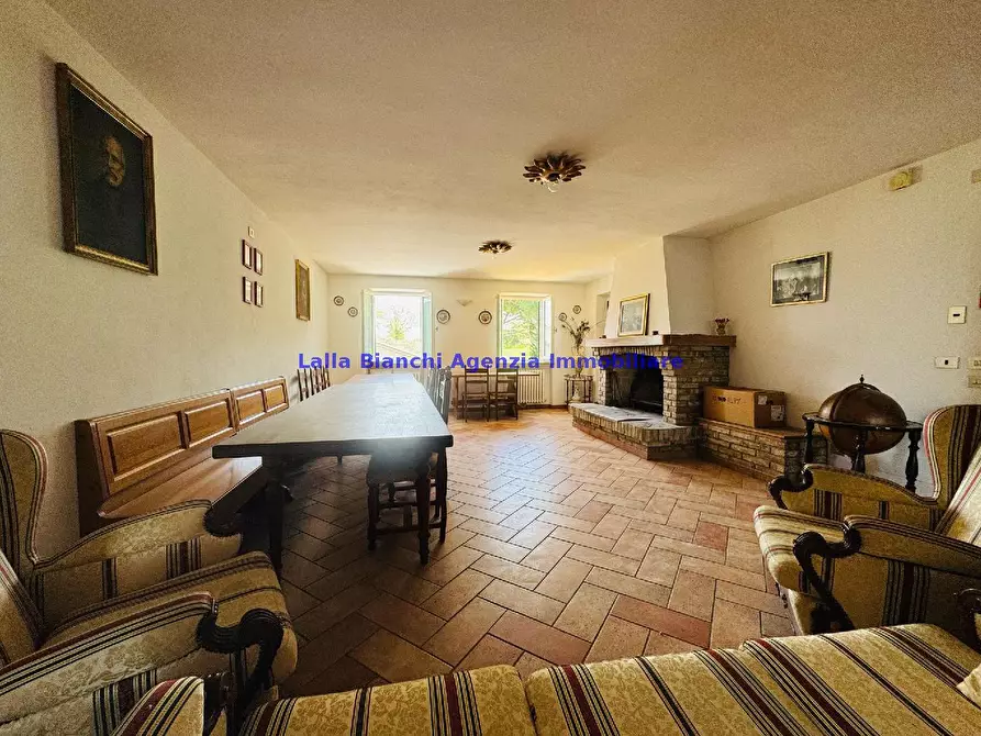 Immagine 10 di Rustico / casale in vendita  in STRADA SANT'ANDREA IN VILLIS a Pesaro