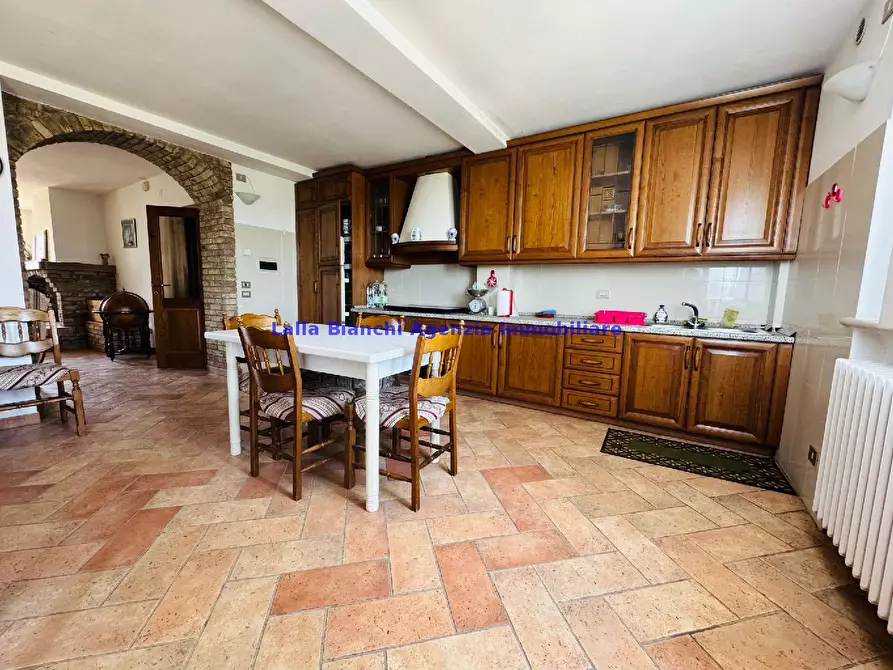 Immagine 14 di Rustico / casale in vendita  in STRADA SANT'ANDREA IN VILLIS a Pesaro