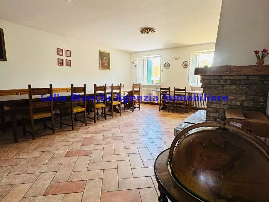 Immagine 15 di Rustico / casale in vendita  in STRADA SANT'ANDREA IN VILLIS a Pesaro