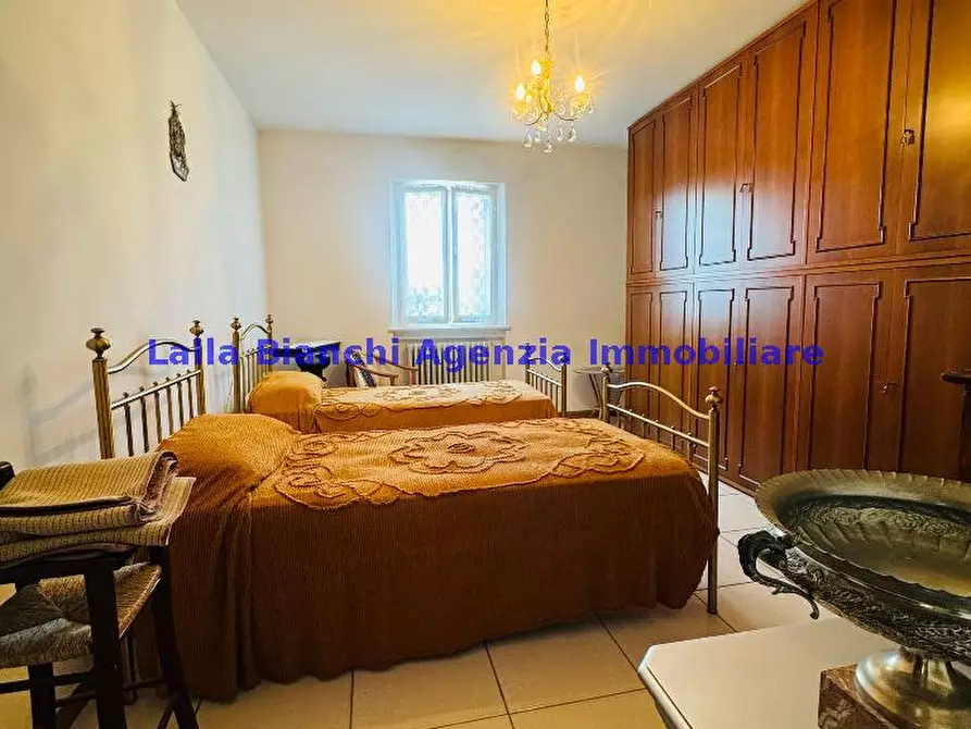 Immagine 22 di Rustico / casale in vendita  in STRADA SANT'ANDREA IN VILLIS a Pesaro