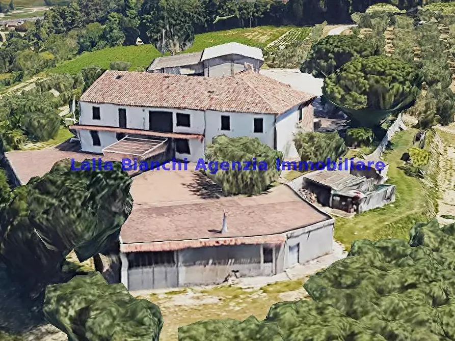 Immagine 26 di Rustico / casale in vendita  in STRADA SANT'ANDREA IN VILLIS a Pesaro