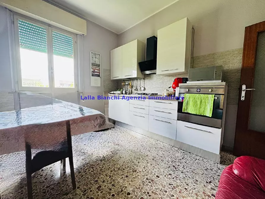 Immagine 3 di Casa indipendente in vendita  in VIA PANTANELLI a Pesaro